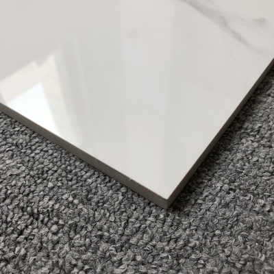 Απορρόφηση νερού 0,5% 60x60cm Χρυσό Καλακάτα Πορσελάνη Γυαλισμένα λευκά τοίχωμα πλακάκια
